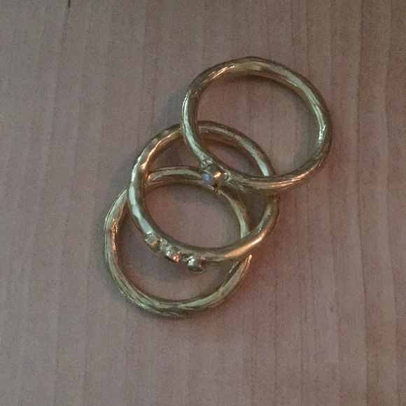 NEW Anthropologie Textured 3 Stack Ring Set - Picture 1 of 2